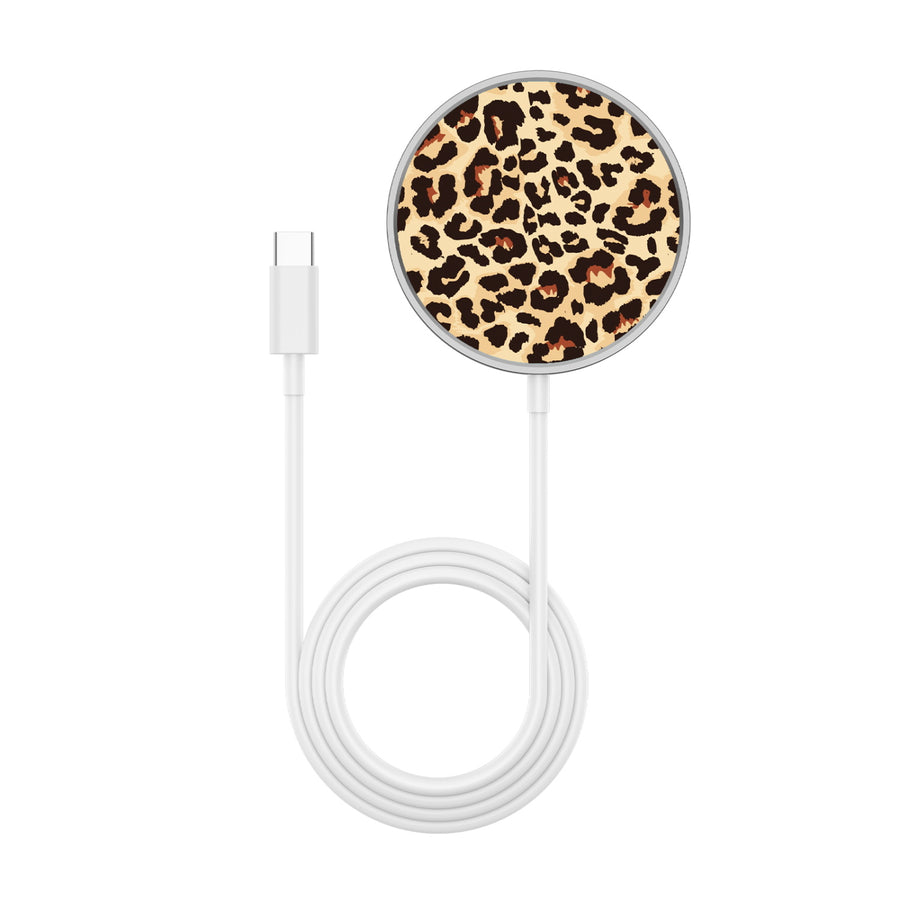 MyBat Design Lab Magnetic Wireless Charger - Silver - Leopard Print - MCGWIRC18SL-005-3.jpg