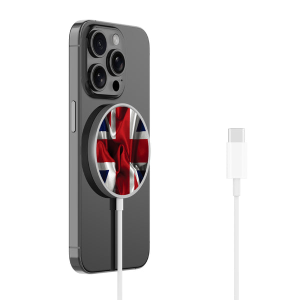 MyBat Design Lab Magnetic Wireless Charger - Silver - British Flag - MCGWIRC18SL-047-2.jpg