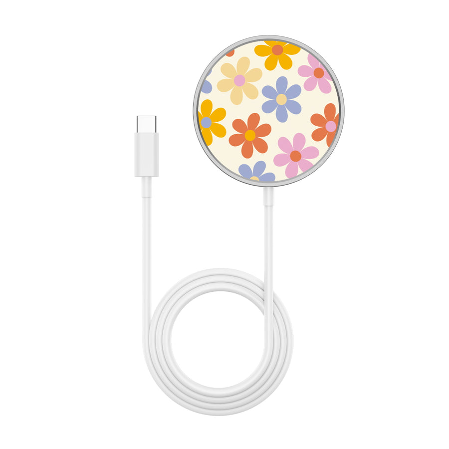 MyBat Design Lab Magnetic Wireless Charger - Silver - Retro Daisies - MCGWIRC18SL-137-3.jpg