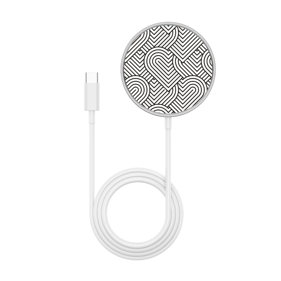MyBat Design Lab Magnetic Wireless Charger - Silver - Hearts Aligned - MCGWIRC18SL-331-3.jpg