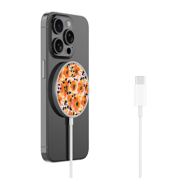 MyBat Design Lab Magnetic Wireless Charger - Silver - Marmalade Meadow - MCGWIRC18SL-447-2.jpg