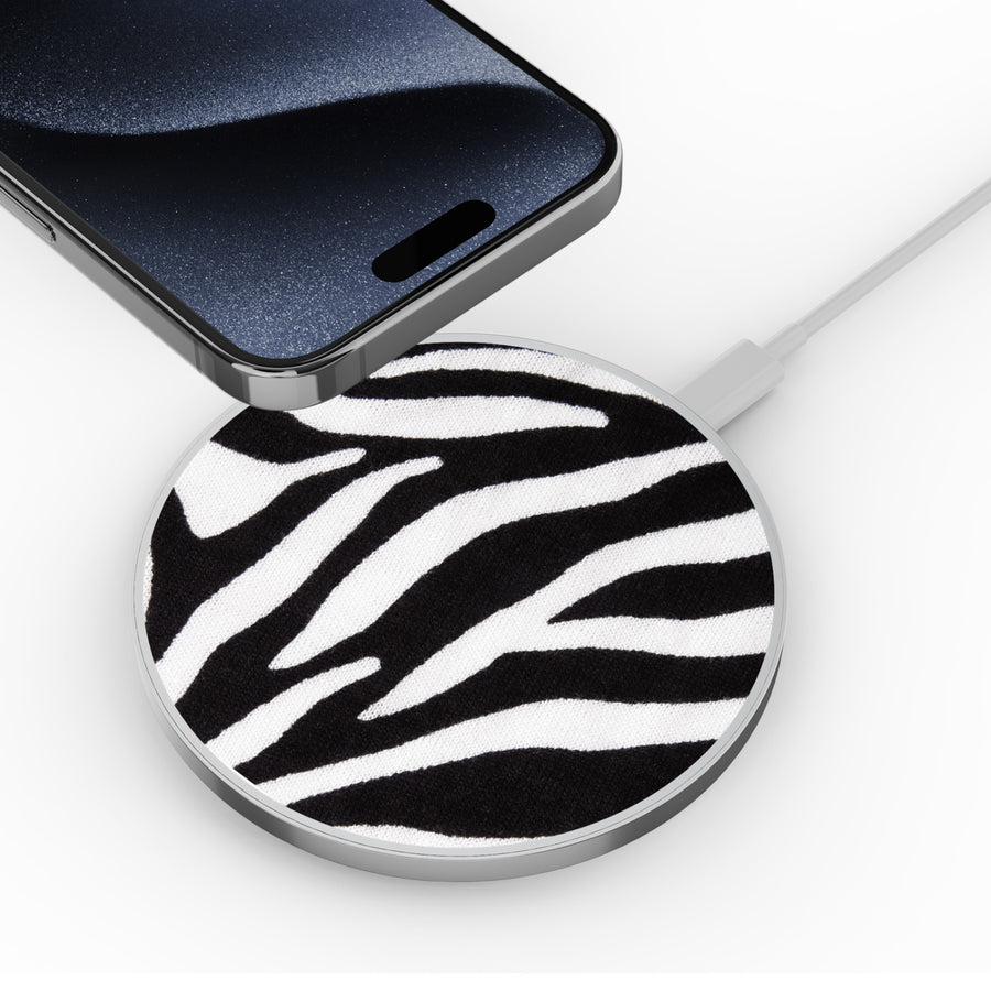 MyBat Design Lab Series Wireless Charging Pad - Silver - Zebra Print - MCGWIRC22SL-009-4.jpg