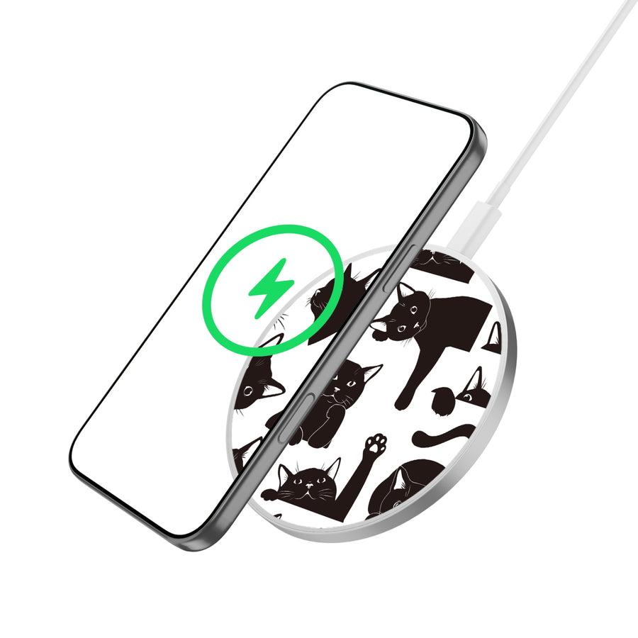 MyBat Design Lab Series Wireless Charging Pad - Silver - Black Cats - MCGWIRC22SL-017-2.jpg