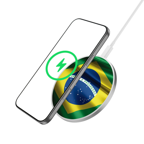 MyBat Design Lab Series Wireless Charging Pad - Silver - Brazilian Flag - MCGWIRC22SL-038-2.jpg