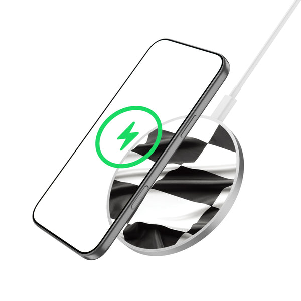 MyBat Design Lab Series Wireless Charging Pad - Silver - Racing Flag - MCGWIRC22SL-040-2.jpg