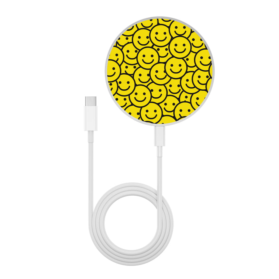 MyBat Design Lab Series Wireless Charging Pad - Silver - Smiley Faces - MCGWIRC22SL-097-3.jpg