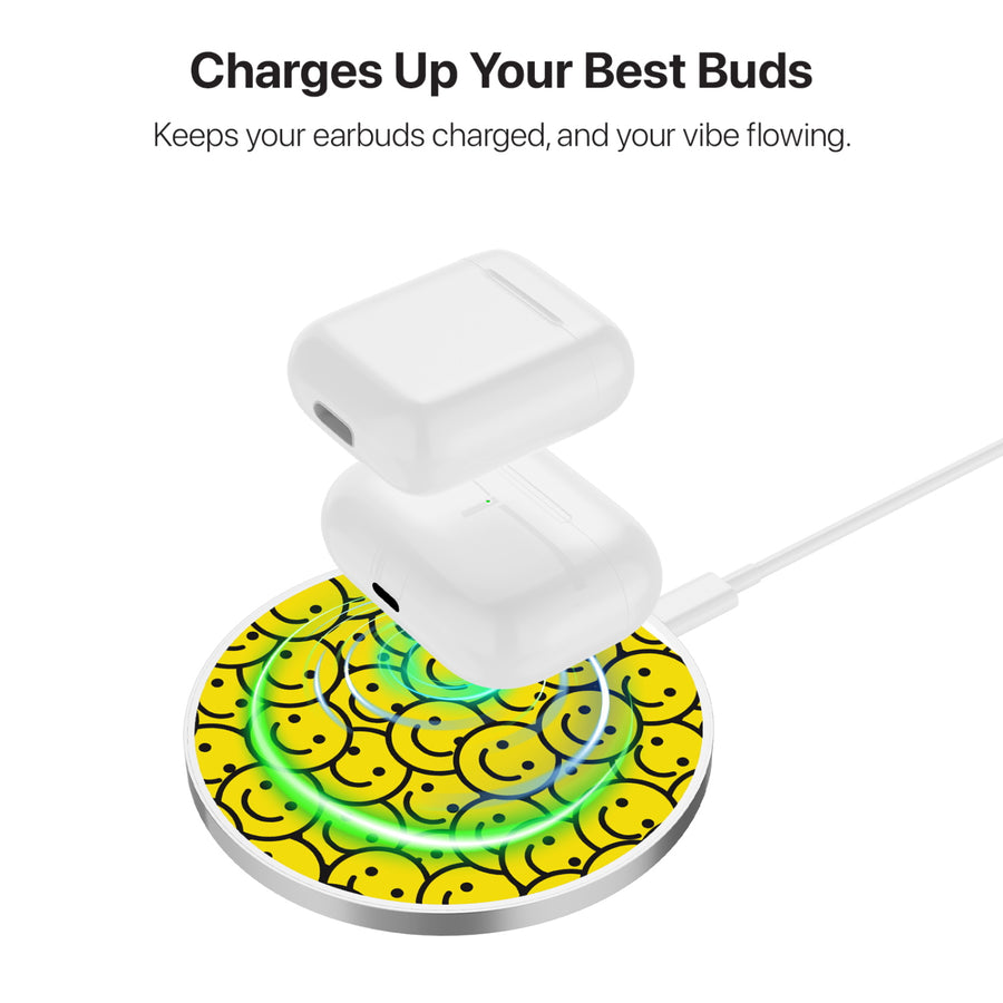 MyBat Design Lab Series Wireless Charging Pad - Silver - Smiley Faces - MCGWIRC22SL-097-6.jpg