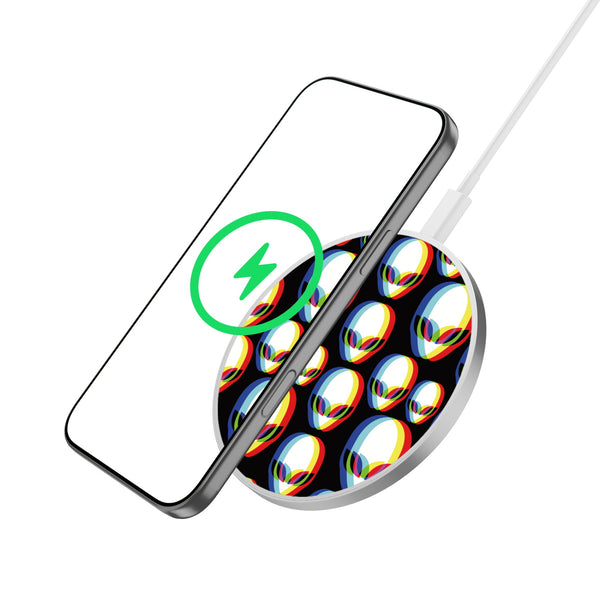 MyBat Design Lab Series Wireless Charging Pad - Silver - Extraterrestrial - MCGWIRC22SL-127-2.jpg