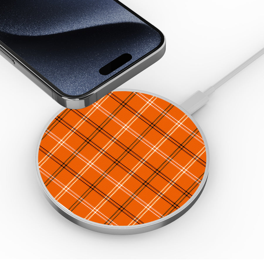 MyBat Design Lab Series Wireless Charging Pad - Silver - Pumpkin Plaid - MCGWIRC22SL-244-4.jpg