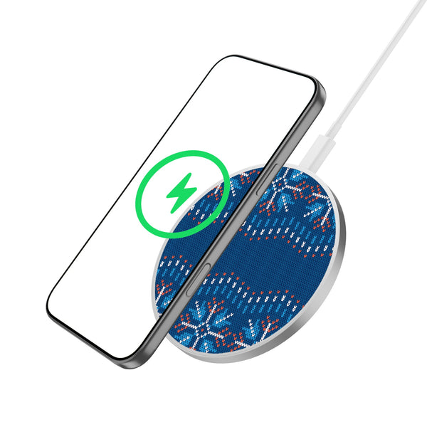 MyBat Design Lab Series Wireless Charging Pad - Silver - Nordic Holiday Knit - MCGWIRC22SL-302-2.jpg