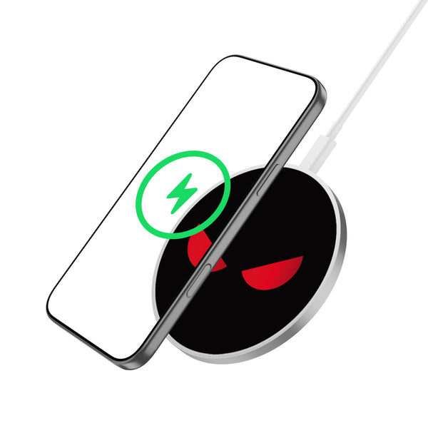 MyBat Design Lab Series Wireless Charging Pad - Silver - Red Eyes - MCGWIRC22SL-400-2.jpg