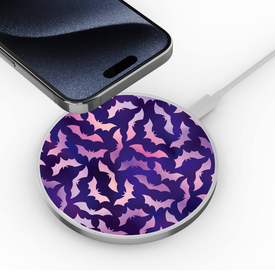 MyBat Design Lab Series Wireless Charging Pad - Silver - Twilight Bats - MCGWIRC22SL-422-4.jpg