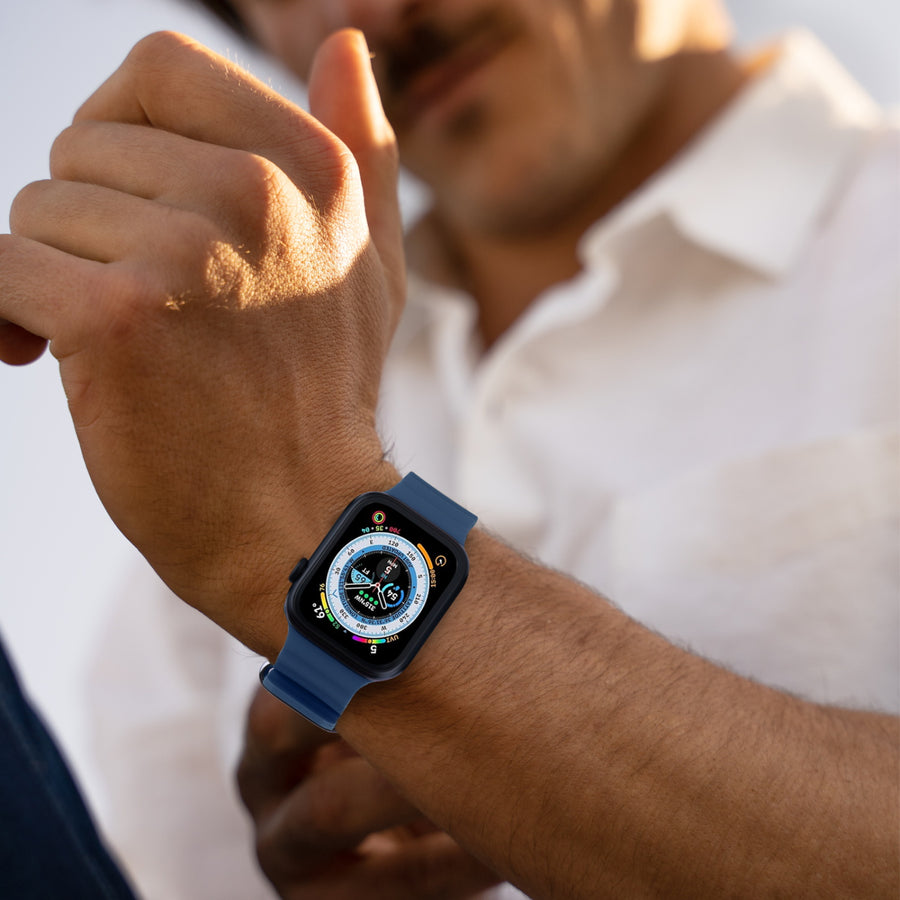 echelon ComfyFit Silicone Strap for Apple Watch Series 9 41mm/Watch Series 10 42mm / Watch SE 3 40mm - Dark Blue - EAWHS941BAN284-6.jpg