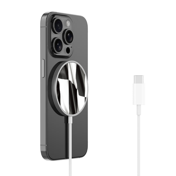 MyBat Design Lab Magnetic Wireless Charger - Silver - Racing Flag - MCGWIRC18SL-040-2.jpg