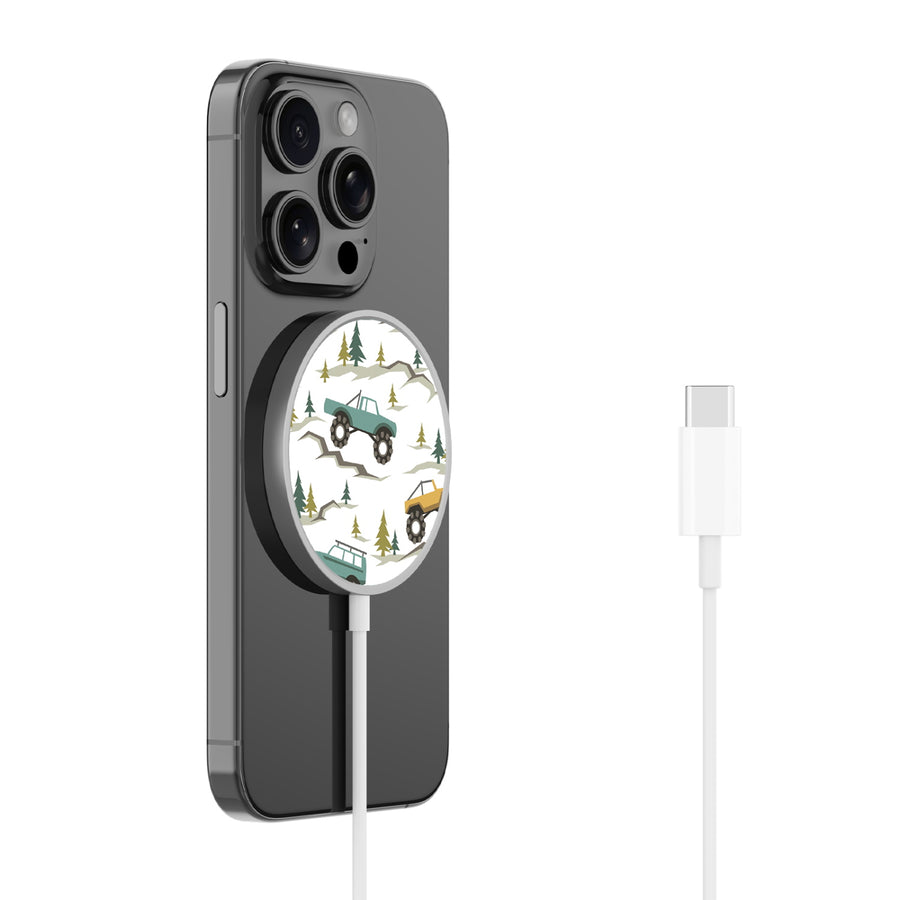 MyBat Design Lab Magnetic Wireless Charger - Silver - All Terrain - MCGWIRC18SL-324-2.jpg