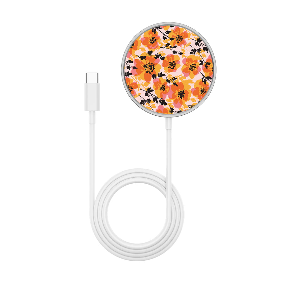 MyBat Design Lab Magnetic Wireless Charger - Silver - Marmalade Meadow - MCGWIRC18SL-447-3.jpg