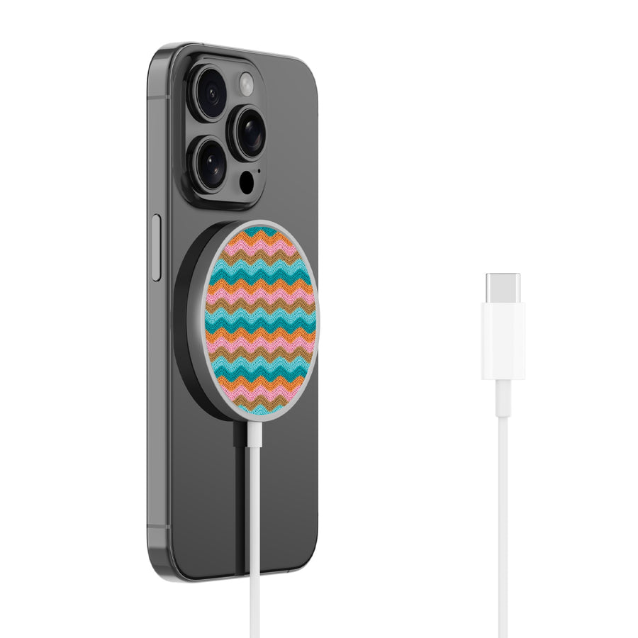 MyBat Design Lab Magnetic Wireless Charger - Silver - Heat Wave - MCGWIRC18SL-495-2.jpg