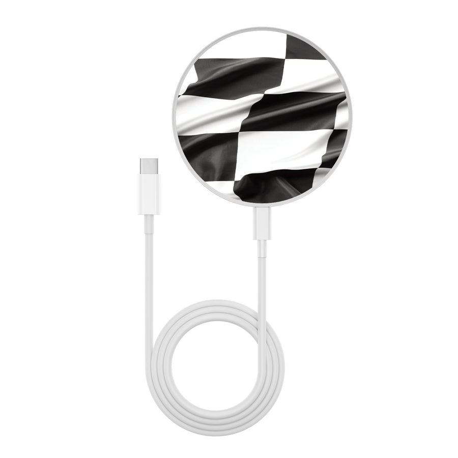 MyBat Design Lab Series Wireless Charging Pad - Silver - Racing Flag - MCGWIRC22SL-040-3.jpg