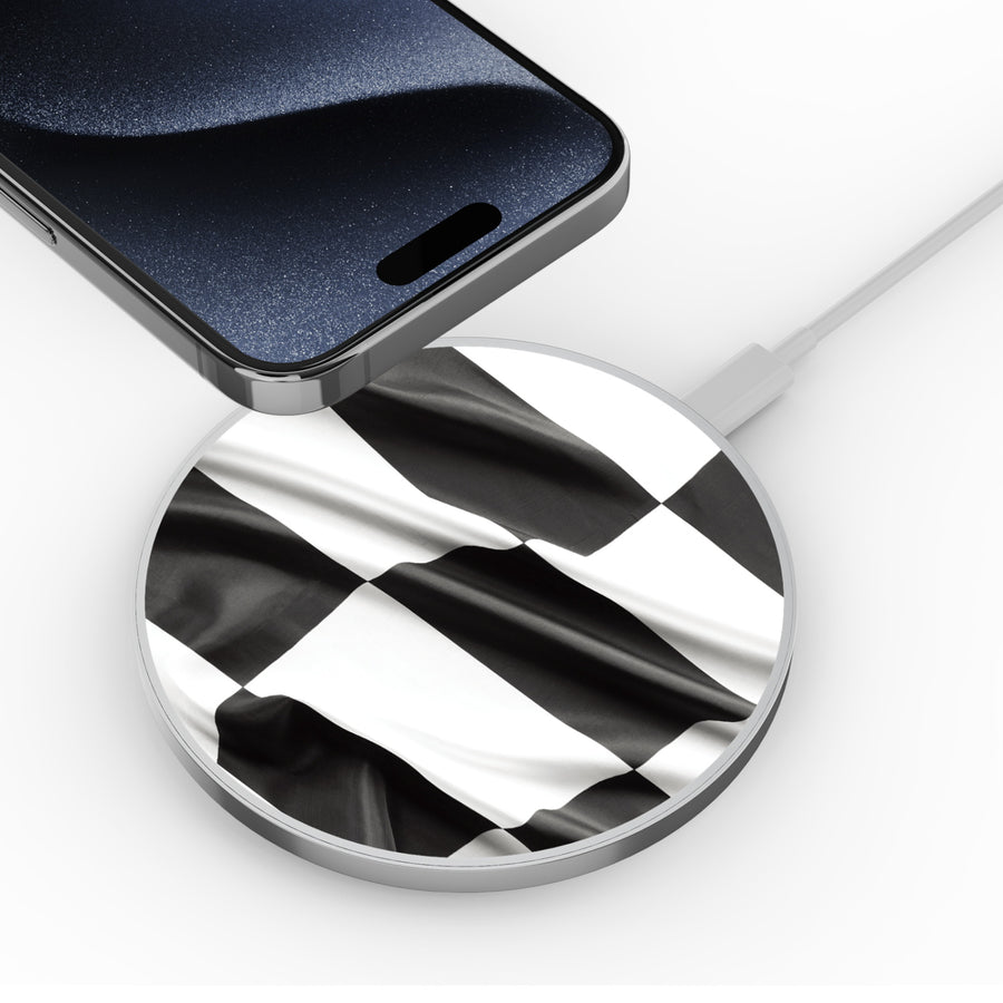 MyBat Design Lab Series Wireless Charging Pad - Silver - Racing Flag - MCGWIRC22SL-040-4.jpg