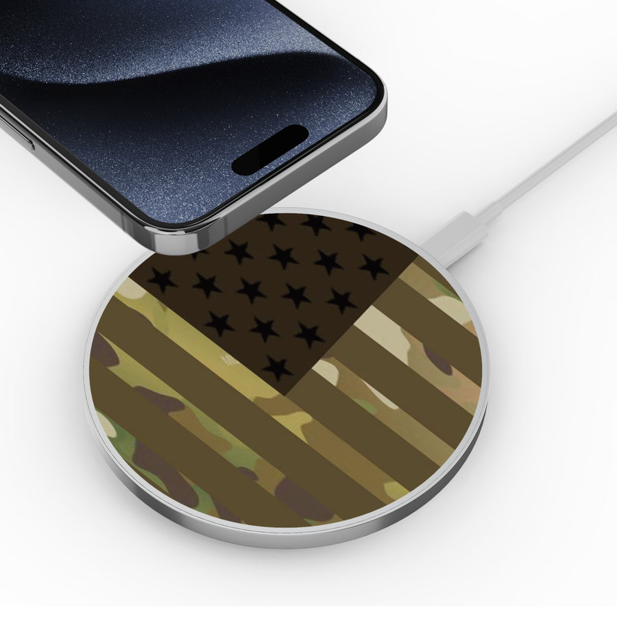 MyBat Design Lab Series Wireless Charging Pad - Silver - Military Camouflage American Flag - MCGWIRC22SL-054-4.jpg