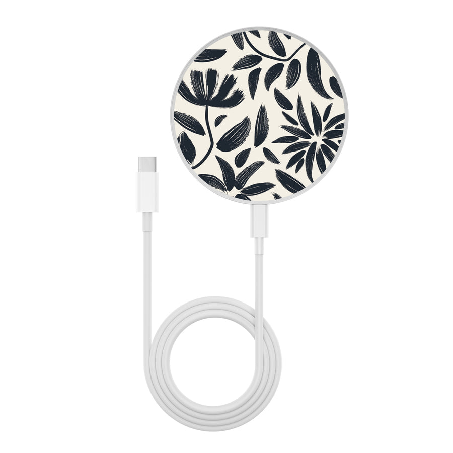MyBat Design Lab Series Wireless Charging Pad - Silver - Vintage Floral - MCGWIRC22SL-124-3.jpg