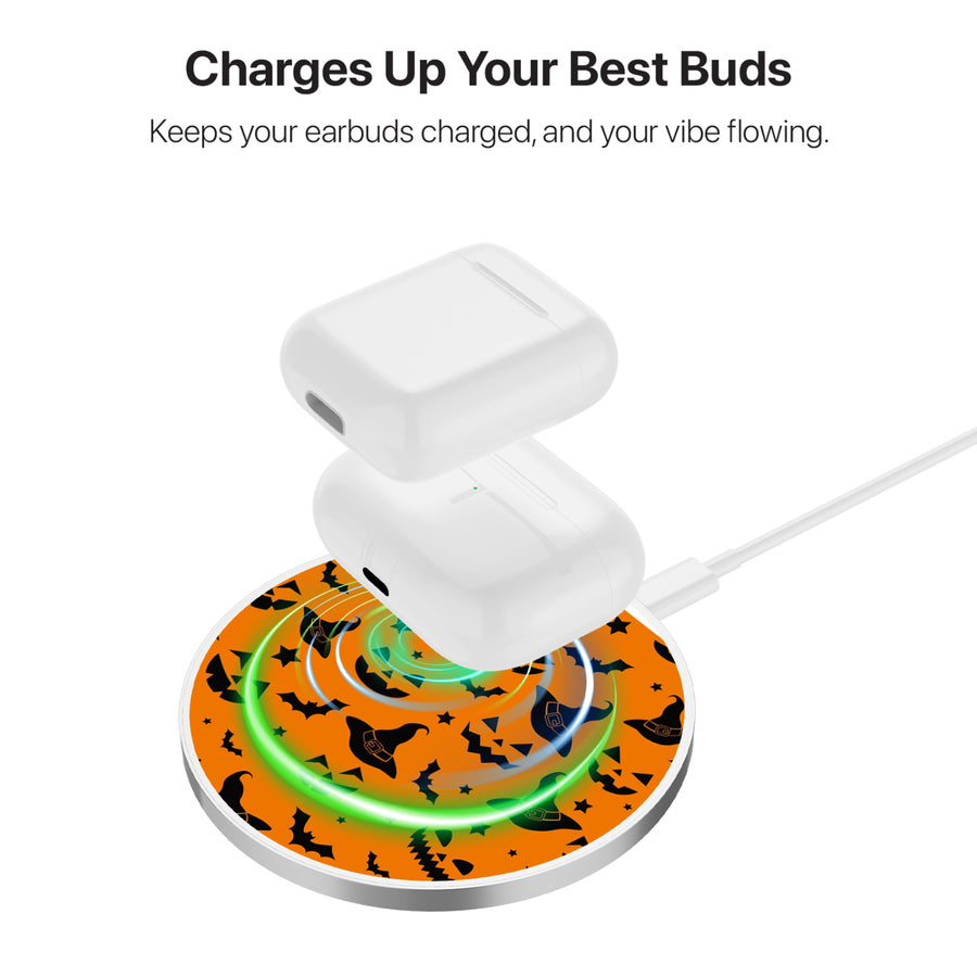 MyBat Design Lab Series Wireless Charging Pad - Silver - This is Halloween - MCGWIRC22SL-216-6.jpg