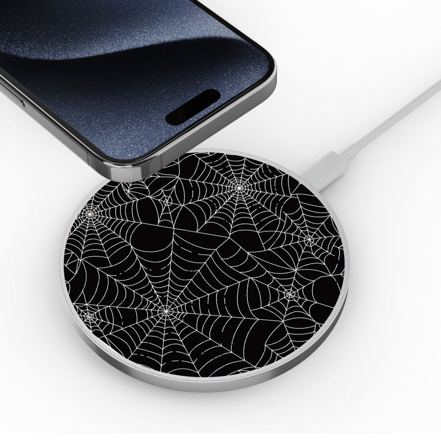 MyBat Design Lab Series Wireless Charging Pad - Silver - Spider Web - MCGWIRC22SL-217-4.jpg