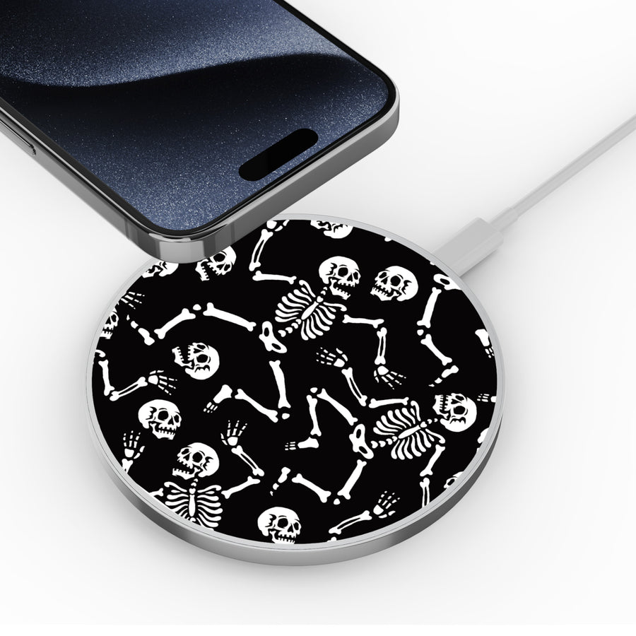 MyBat Design Lab Series Wireless Charging Pad - Silver - Skeleton Crew - MCGWIRC22SL-218-4.jpg