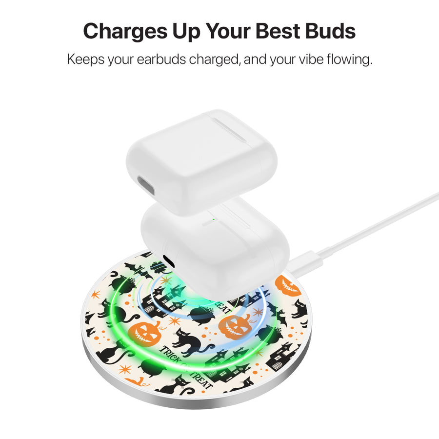 MyBat Design Lab Series Wireless Charging Pad - Silver - Trick or Treat - MCGWIRC22SL-221-6.jpg