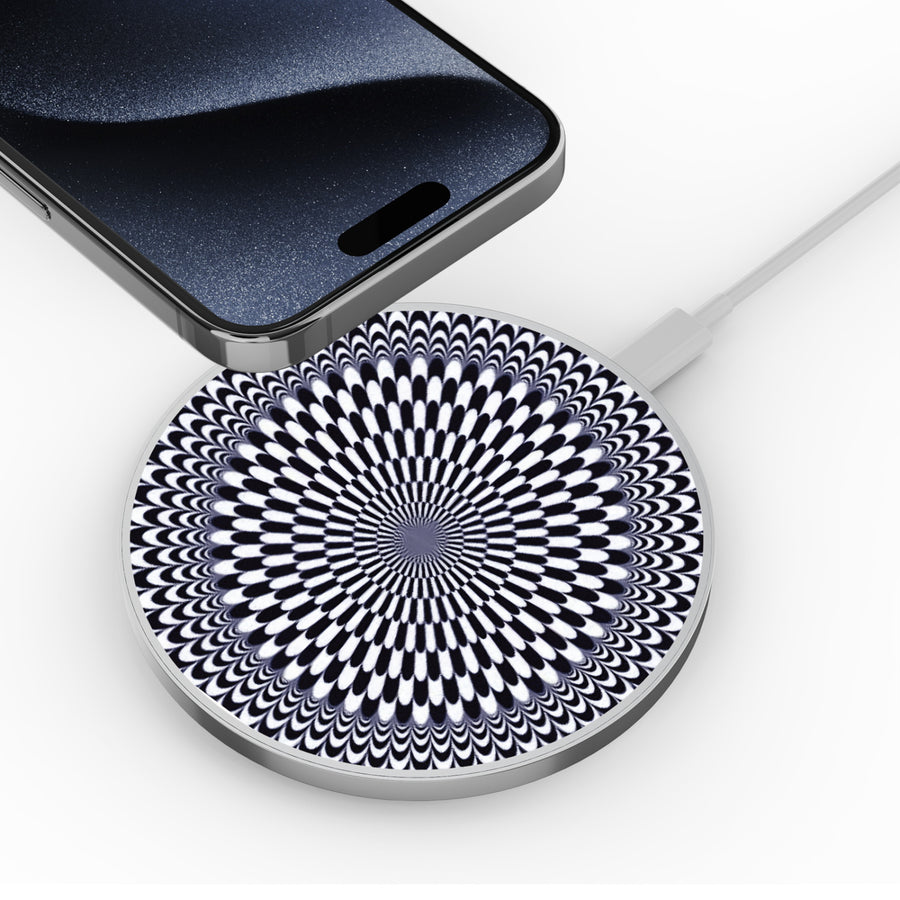 MyBat Design Lab Series Wireless Charging Pad - Silver - Dizzy Circle - MCGWIRC22SL-265-4.jpg