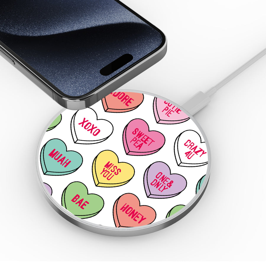MyBat Design Lab Series Wireless Charging Pad - Silver - Sweet Hearts - MCGWIRC22SL-337-4.jpg