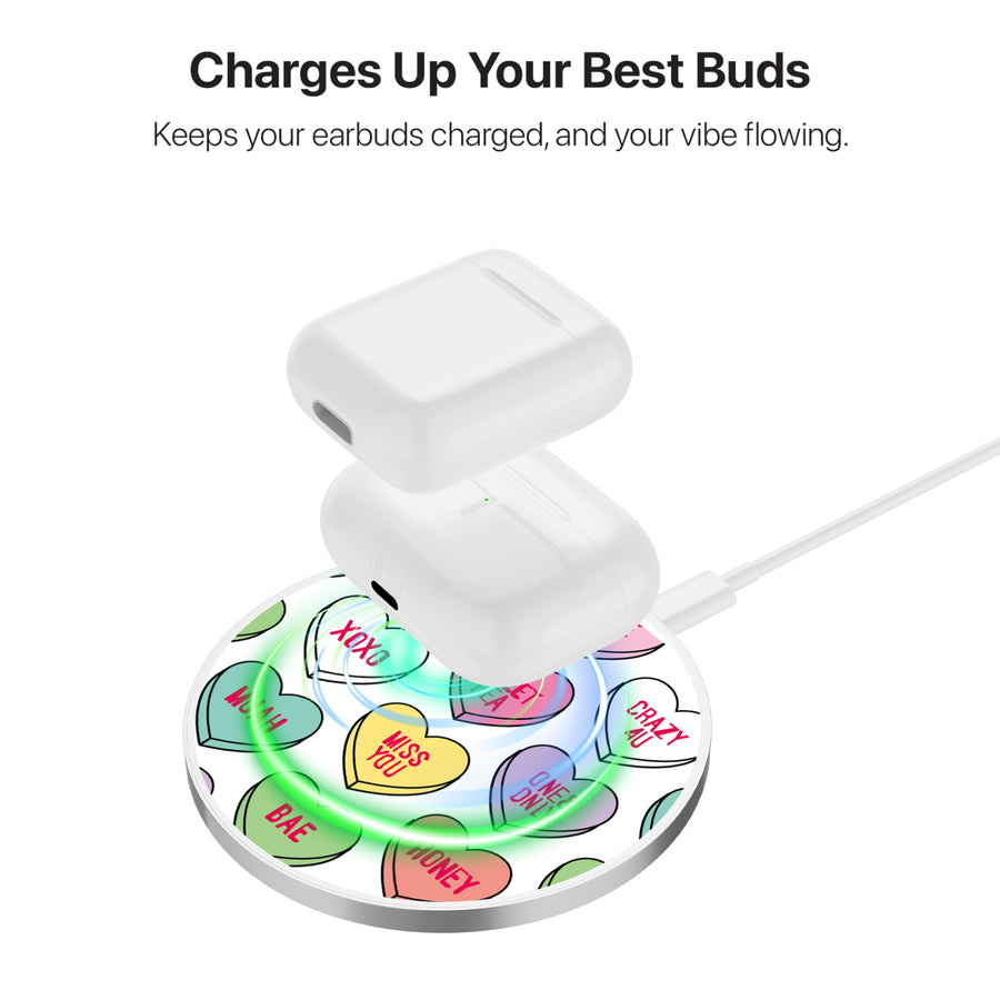 MyBat Design Lab Series Wireless Charging Pad - Silver - Sweet Hearts - MCGWIRC22SL-337-6.jpg