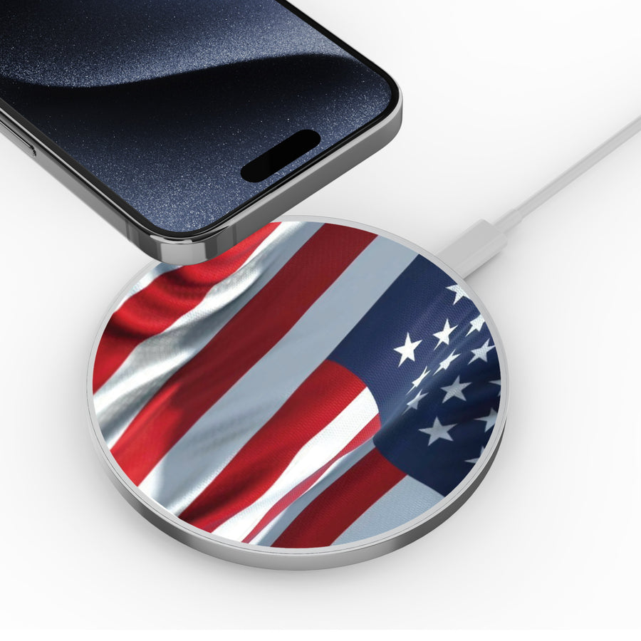 MyBat Design Lab Series Wireless Charging Pad - Silver - Waving USA FLag - MCGWIRC22SL-367-4.jpg