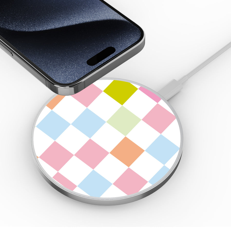 MyBat Design Lab Series Wireless Charging Pad - Silver - Pastel Check - MCGWIRC22SL-480-4.jpg