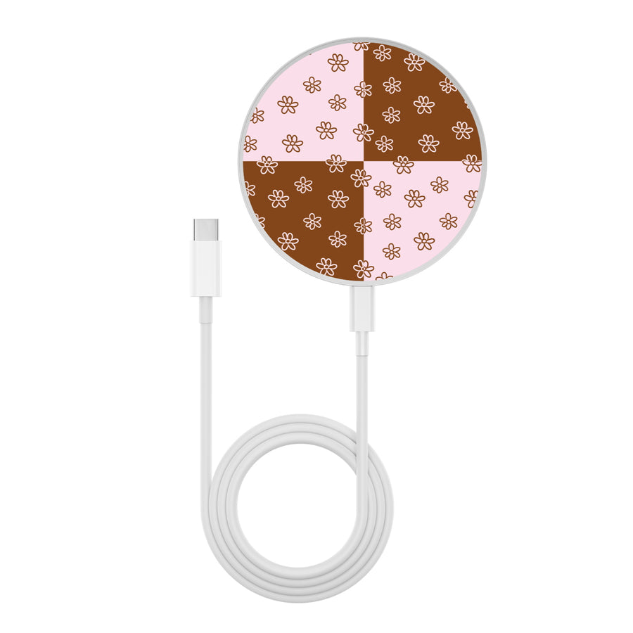 MyBat Design Lab Series Wireless Charging Pad - Silver - Flower Patches - MCGWIRC22SL-484-3.jpg