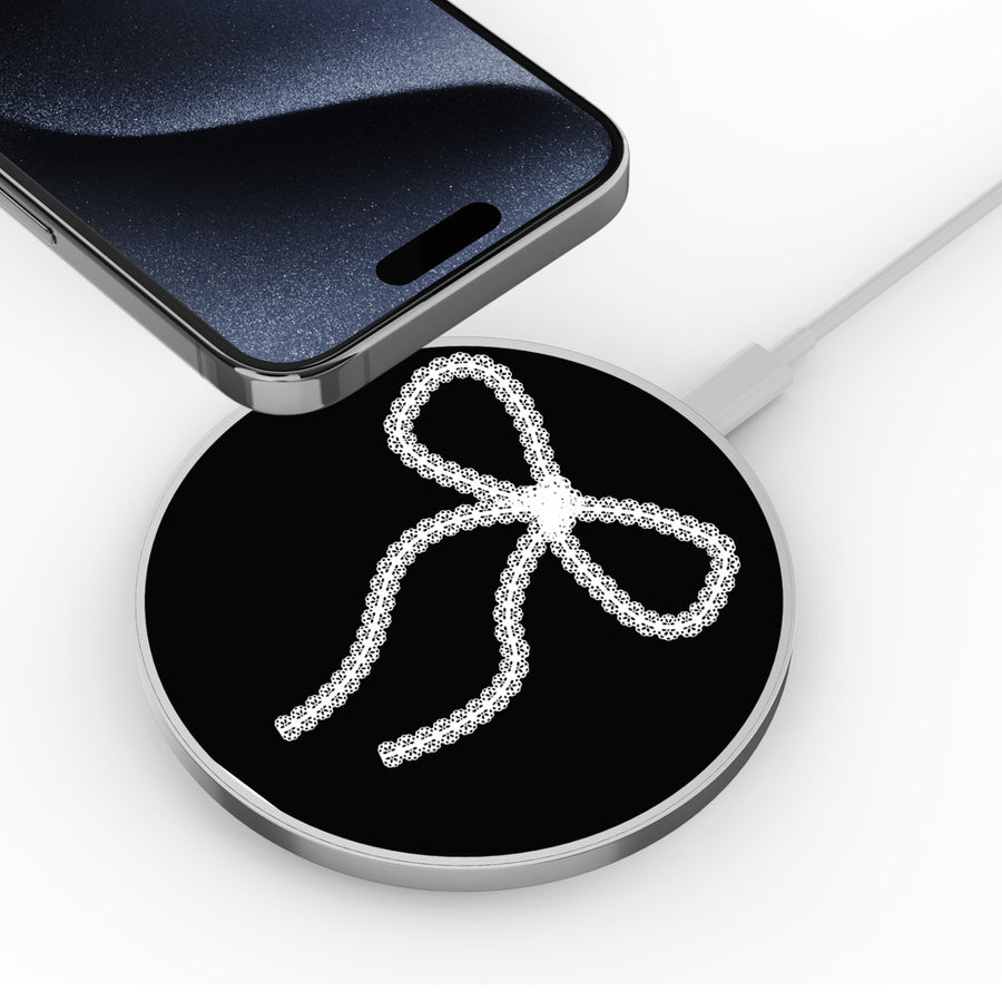 MyBat Design Lab Series Wireless Charging Pad - Silver - Classic Coquette - MCGWIRC22SL-486-4.jpg
