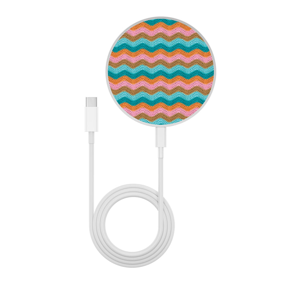 MyBat Design Lab Series Wireless Charging Pad - Silver - Heat Wave - MCGWIRC22SL-495-3.jpg