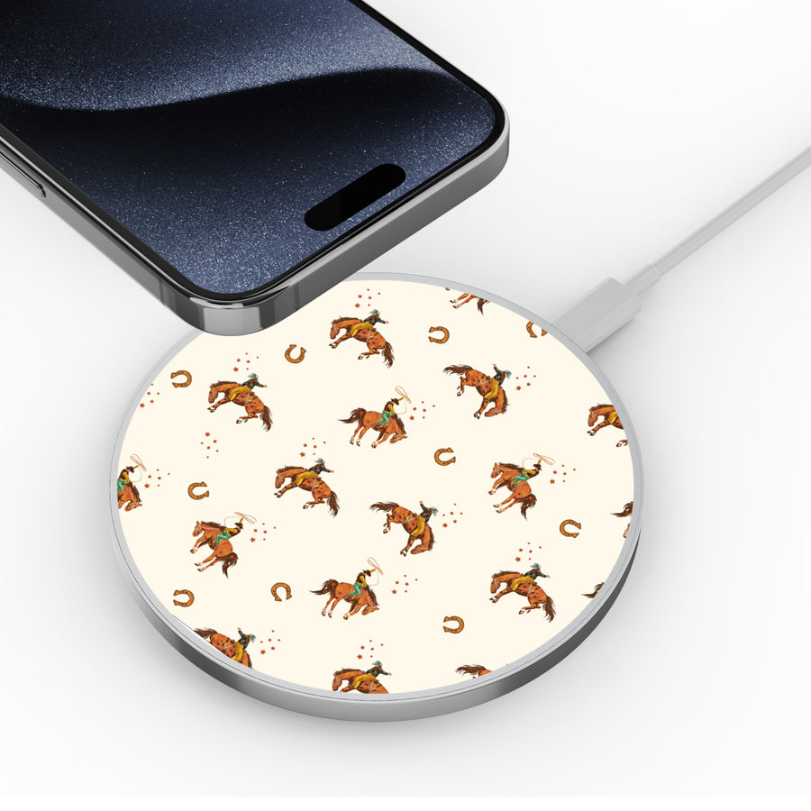 MyBat Design Lab Series Wireless Charging Pad - Silver - Giddy Up - MCGWIRC22SL-518-4.JPG