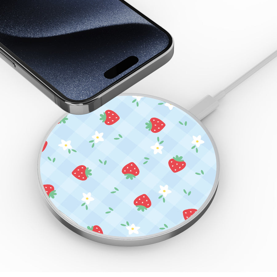 MyBat Design Lab Series Wireless Charging Pad - Silver - Sweet Strawberry - MCGWIRC22SL-525-4.JPG