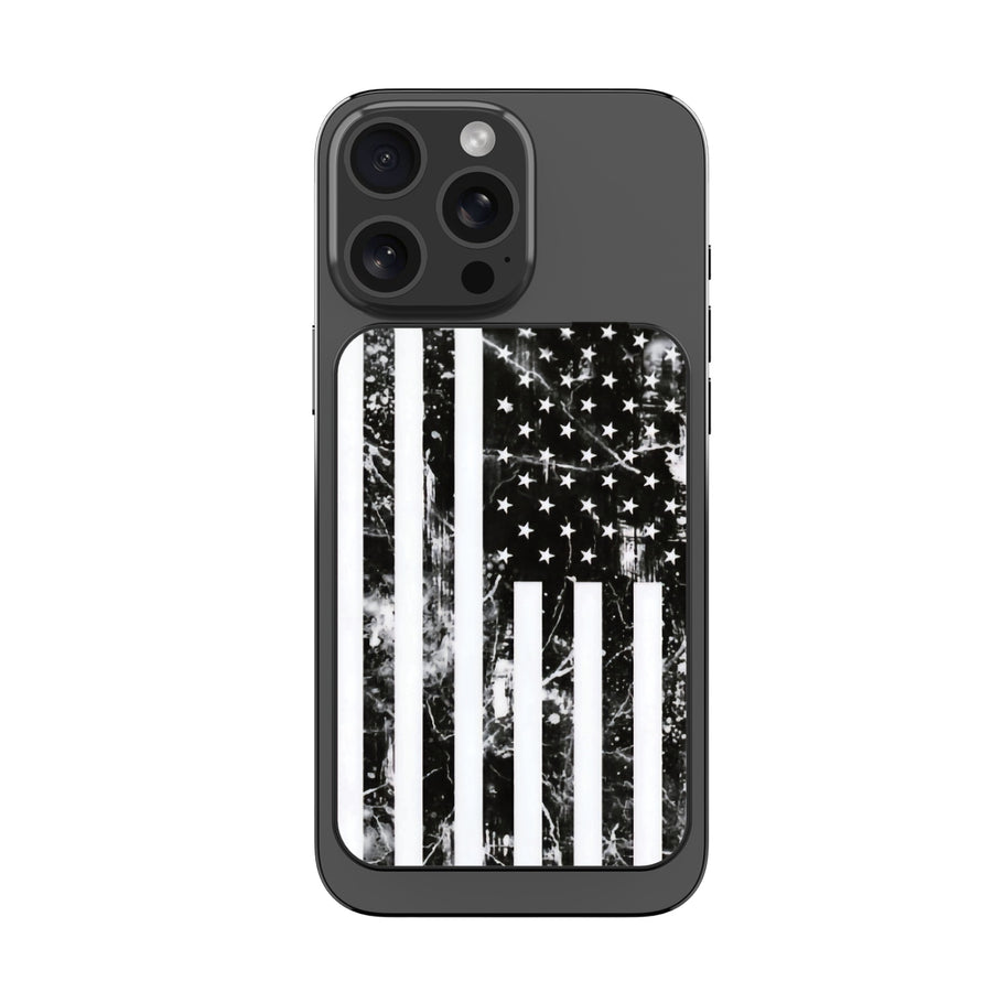 MyBat Design Lab 10000mAh Magnetic Wireless Power Bank - Black - Distress US Flag - MPBBAT141-BK-344-3.jpg