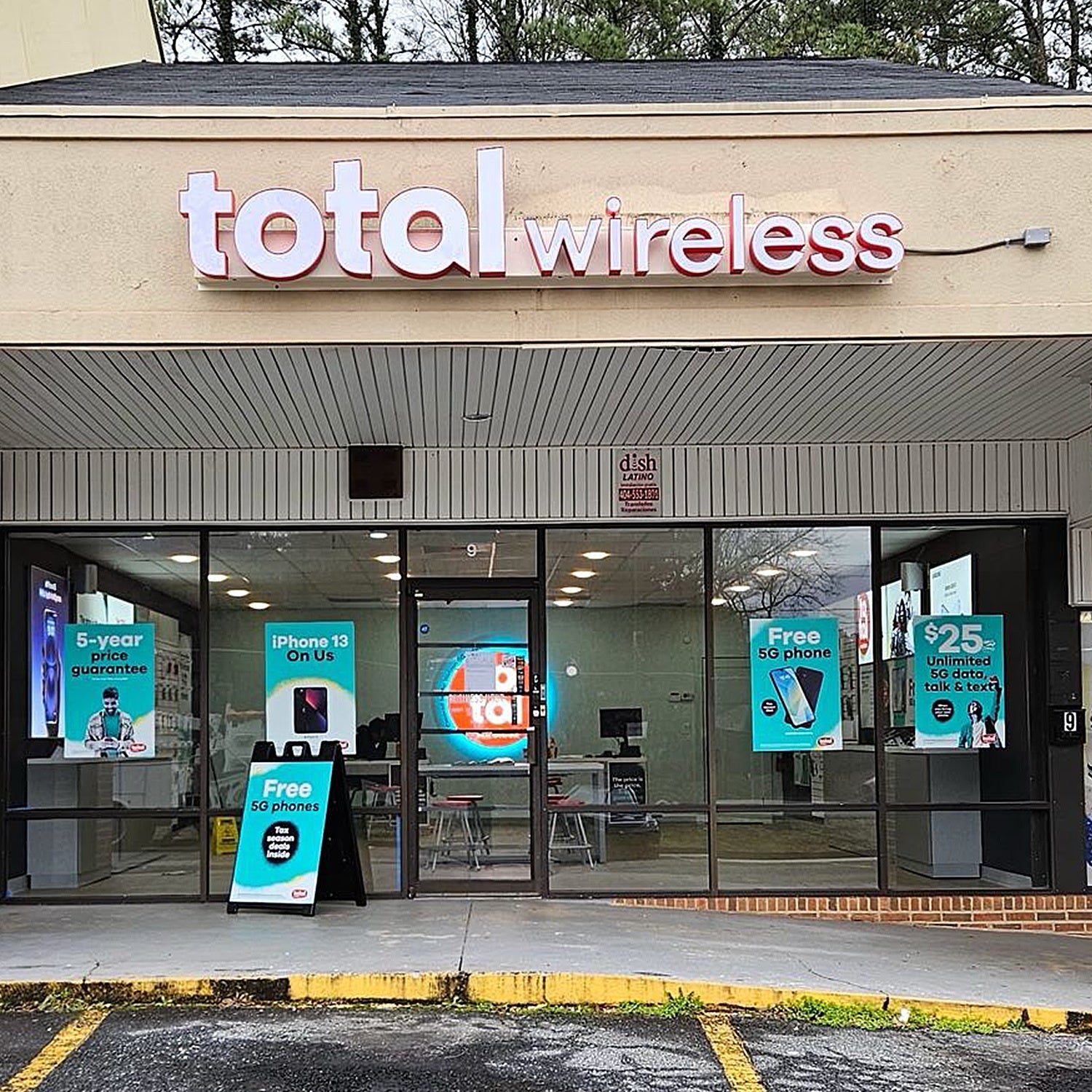 total Channel Letter, Internally Illuminated and Halo-Lit (W=17'2"*H=36")